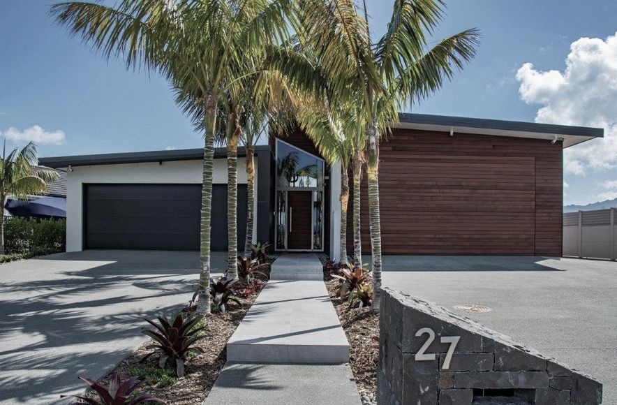Marsden Cove- Northland- Waterfront / Luxury / Beach House / Outdoor Living / New Build  by Cogan Custom Homes