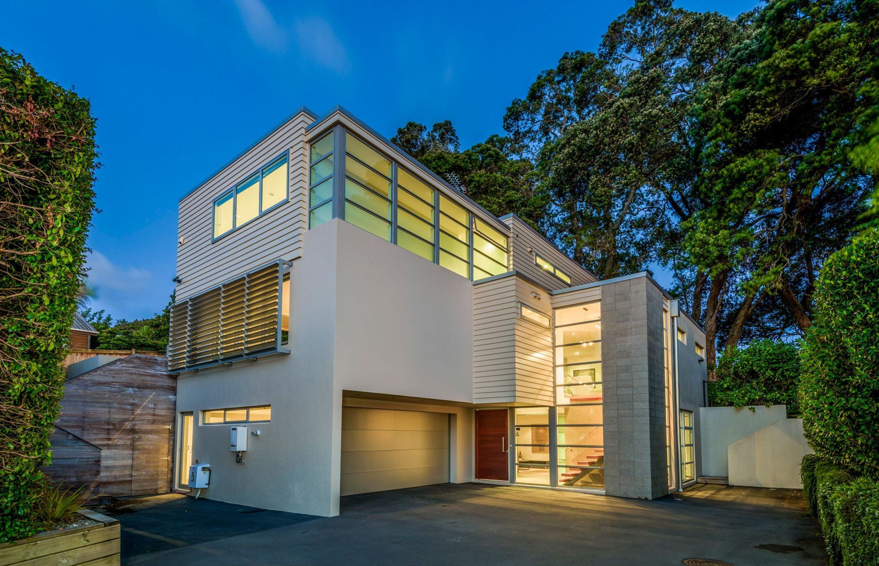 Parkside Living: Firth Masonry Stack bonded, and plastered with weatherboard features