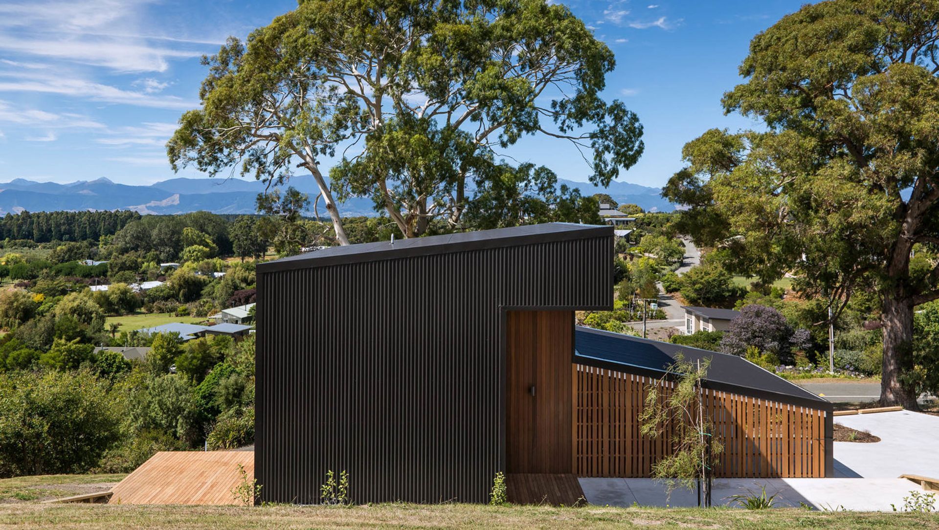 Ruby Bay House banner