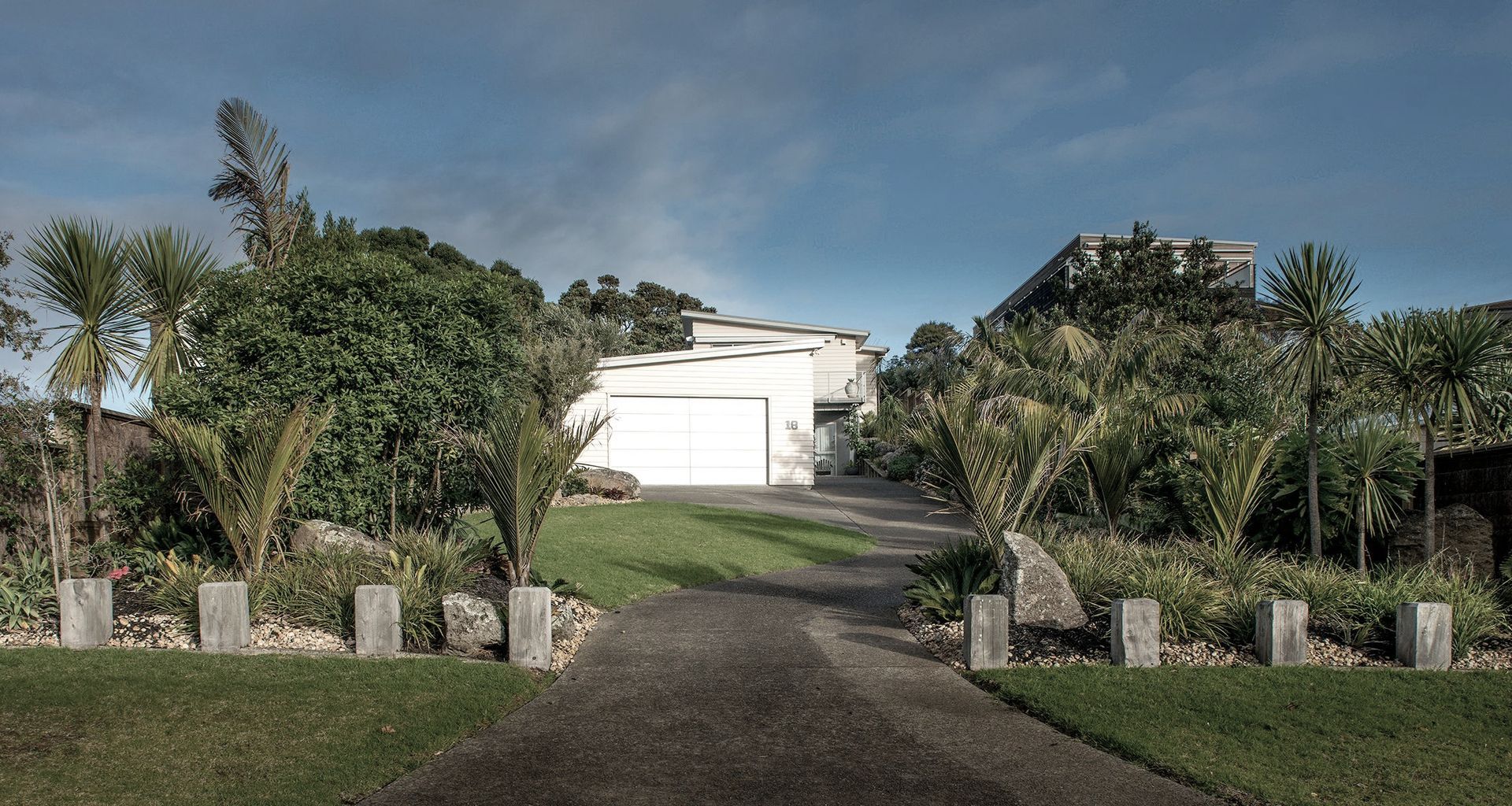 Russell Landscape banner