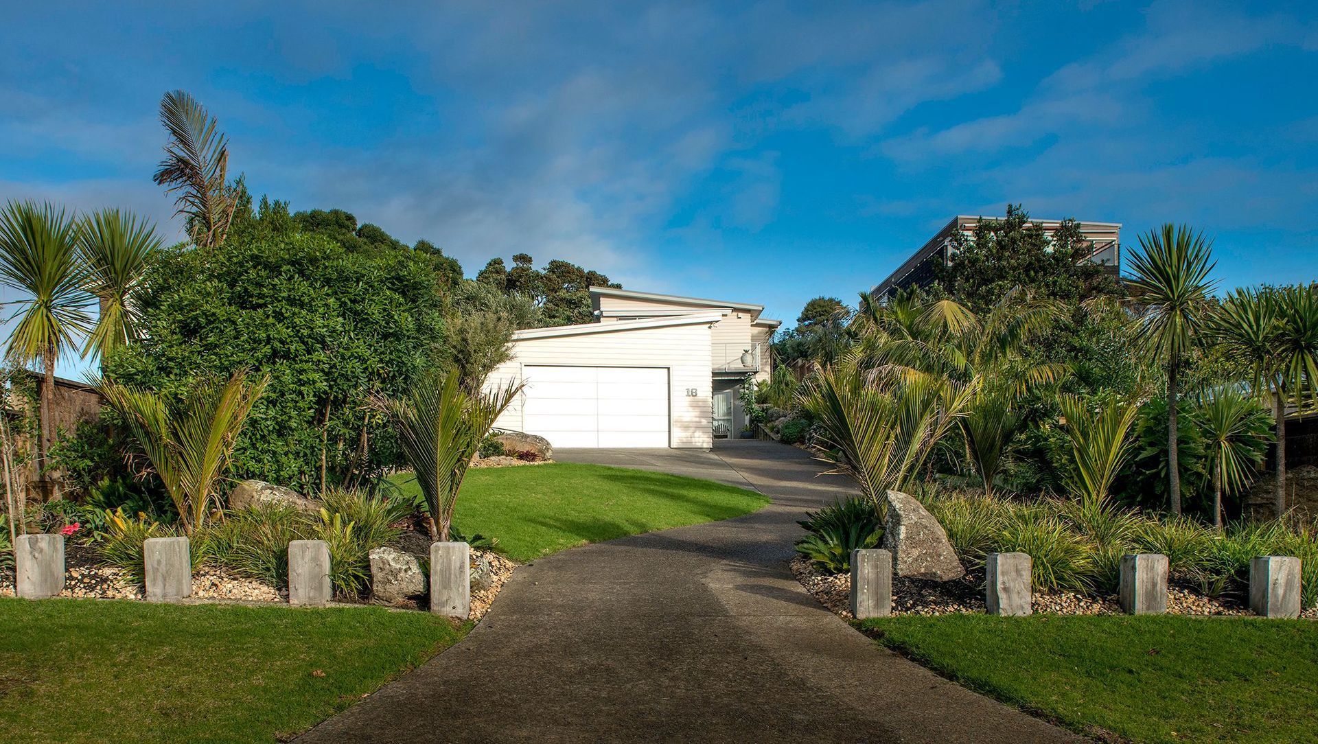 Russell Landscape banner