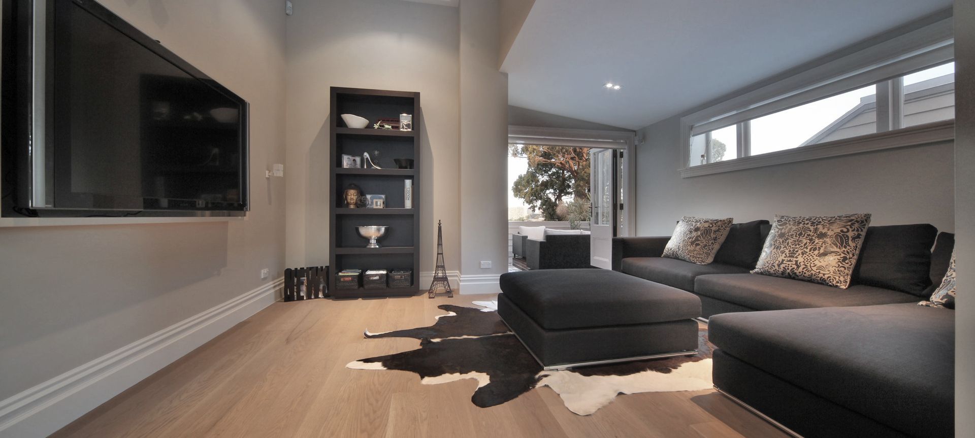Russell Street Interiors banner