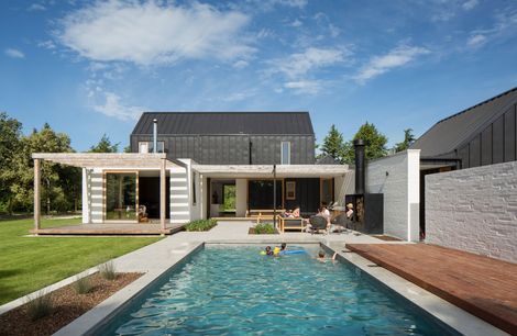 Ryan House: contemporary rural