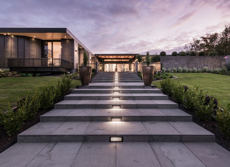 Fendalton House