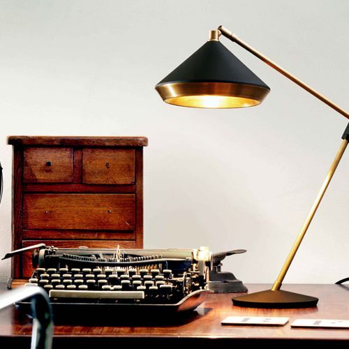 Shear Table Lamp