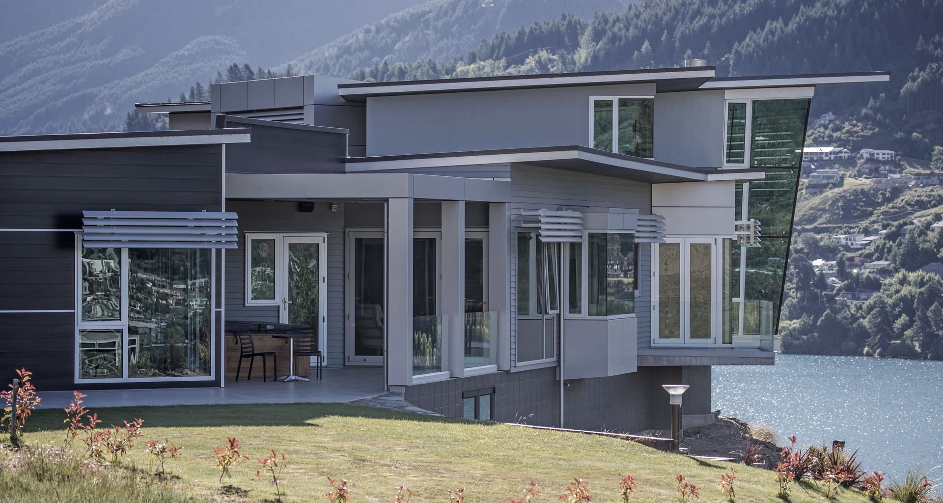 Silverwood House | Neville Saunders Architects banner
