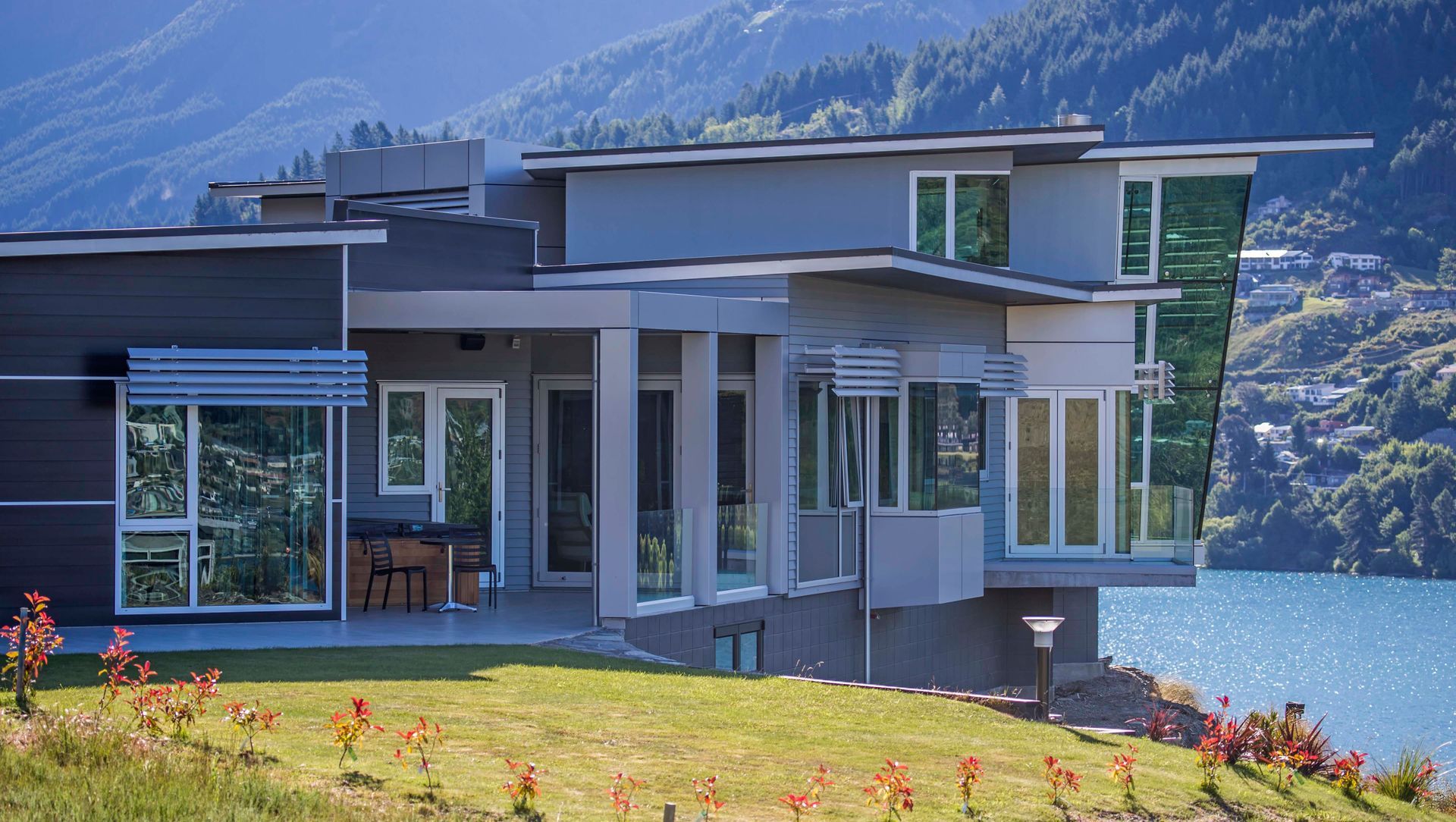 Silverwood House | Neville Saunders Architects banner