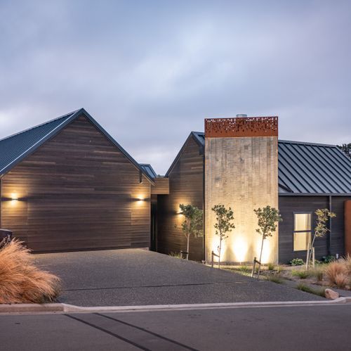 Horizontal Rusticated Cedar Weatherboards