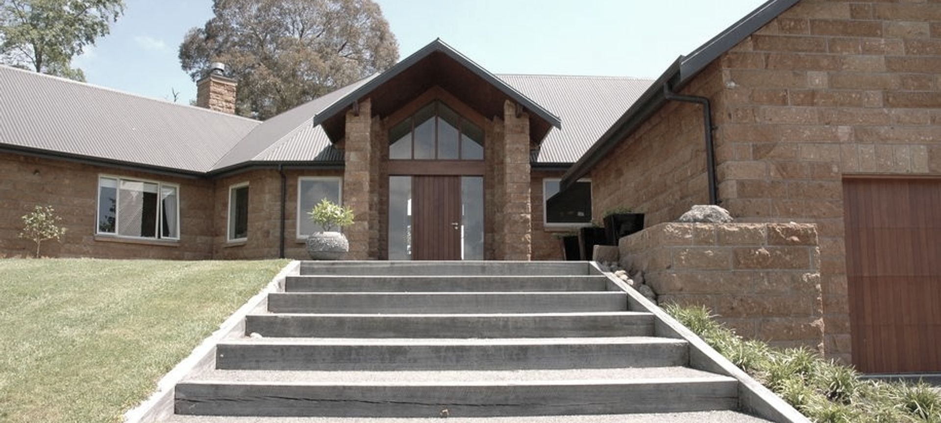 Smythe Home banner