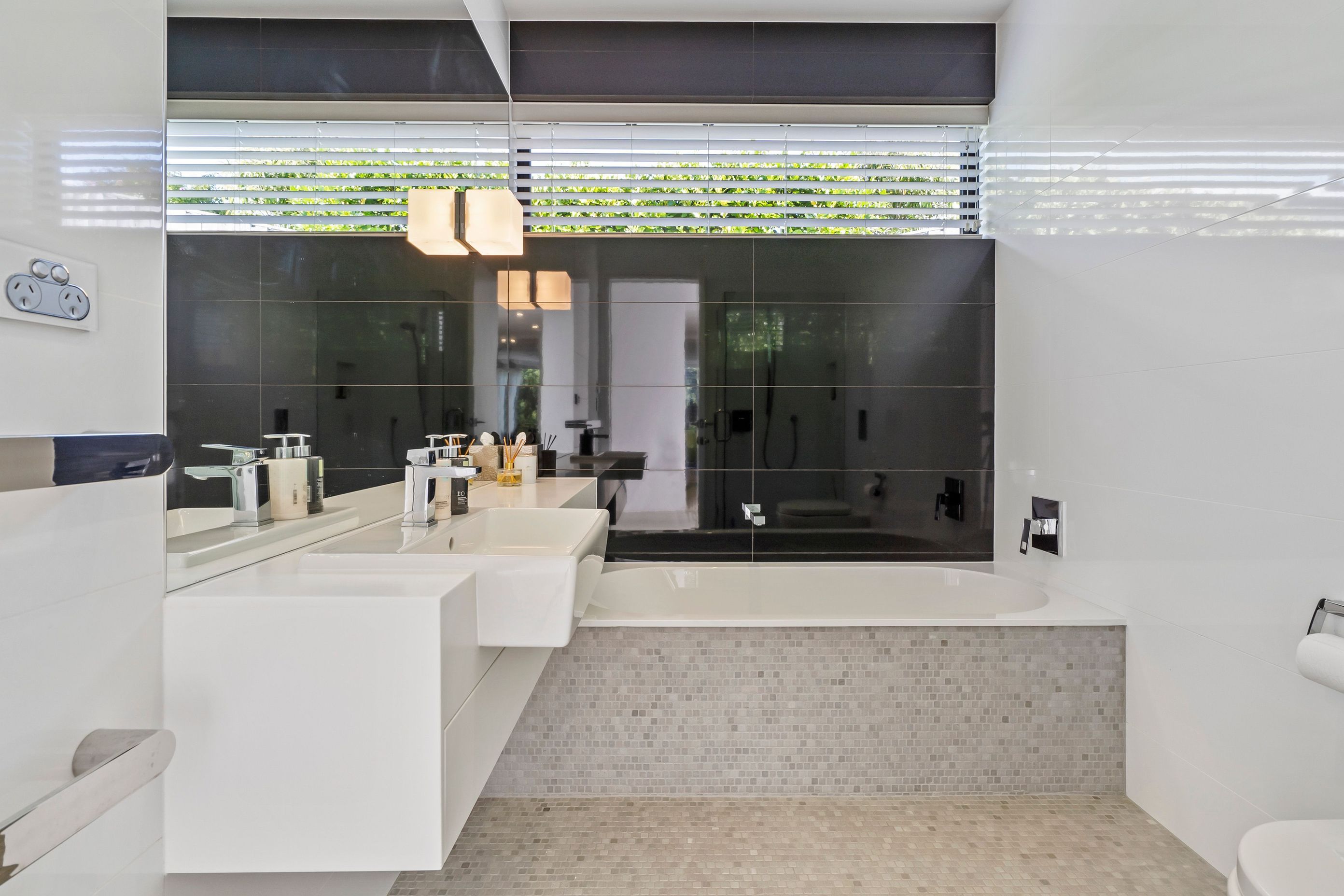 Main bathroom