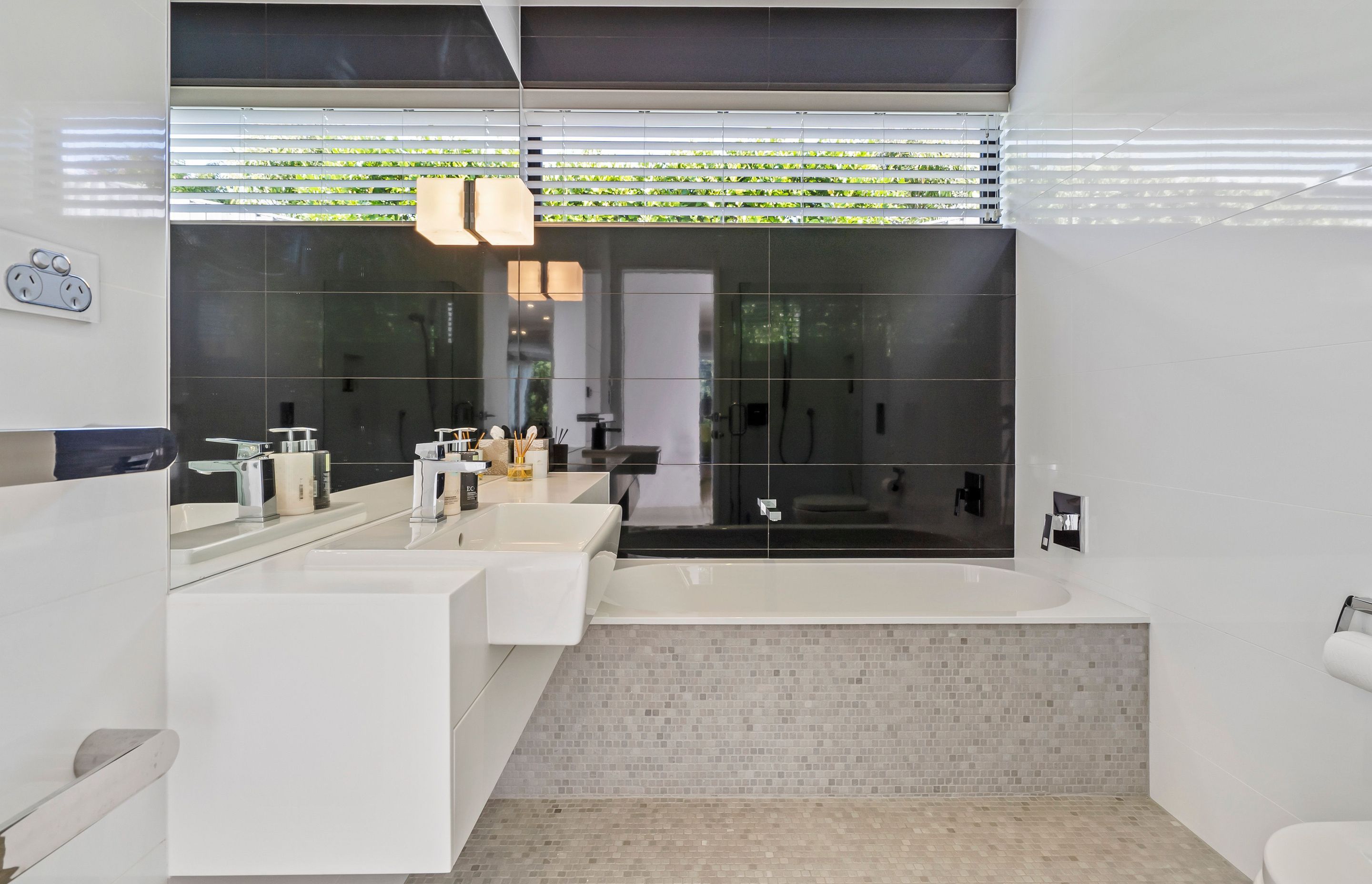Main bathroom