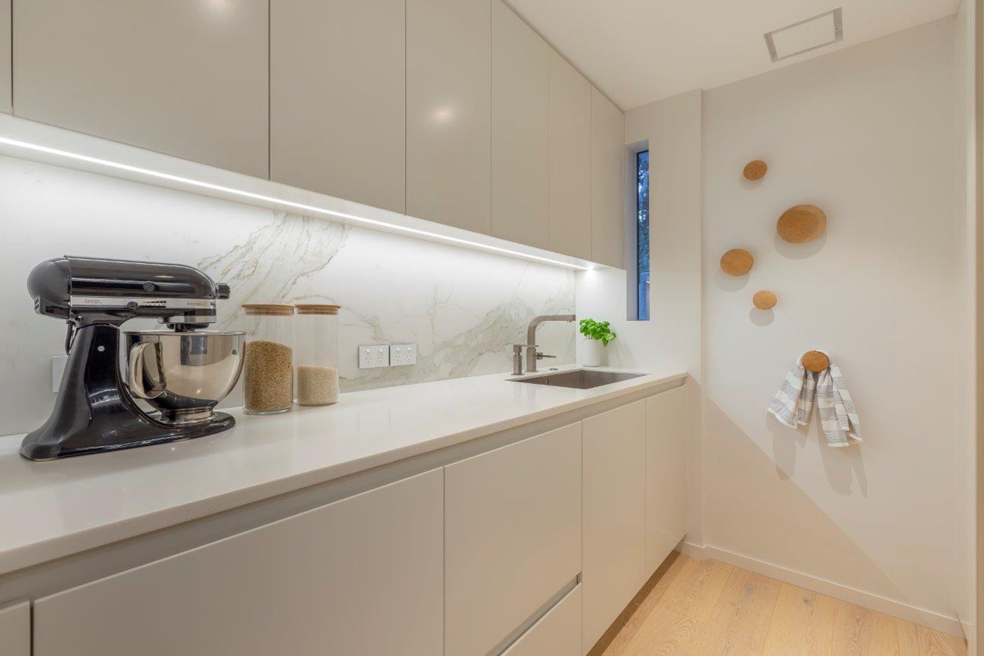 Remuera Kitchen Scullery designed by Natalie Du Bois - Photo by Kallan Mac Leod