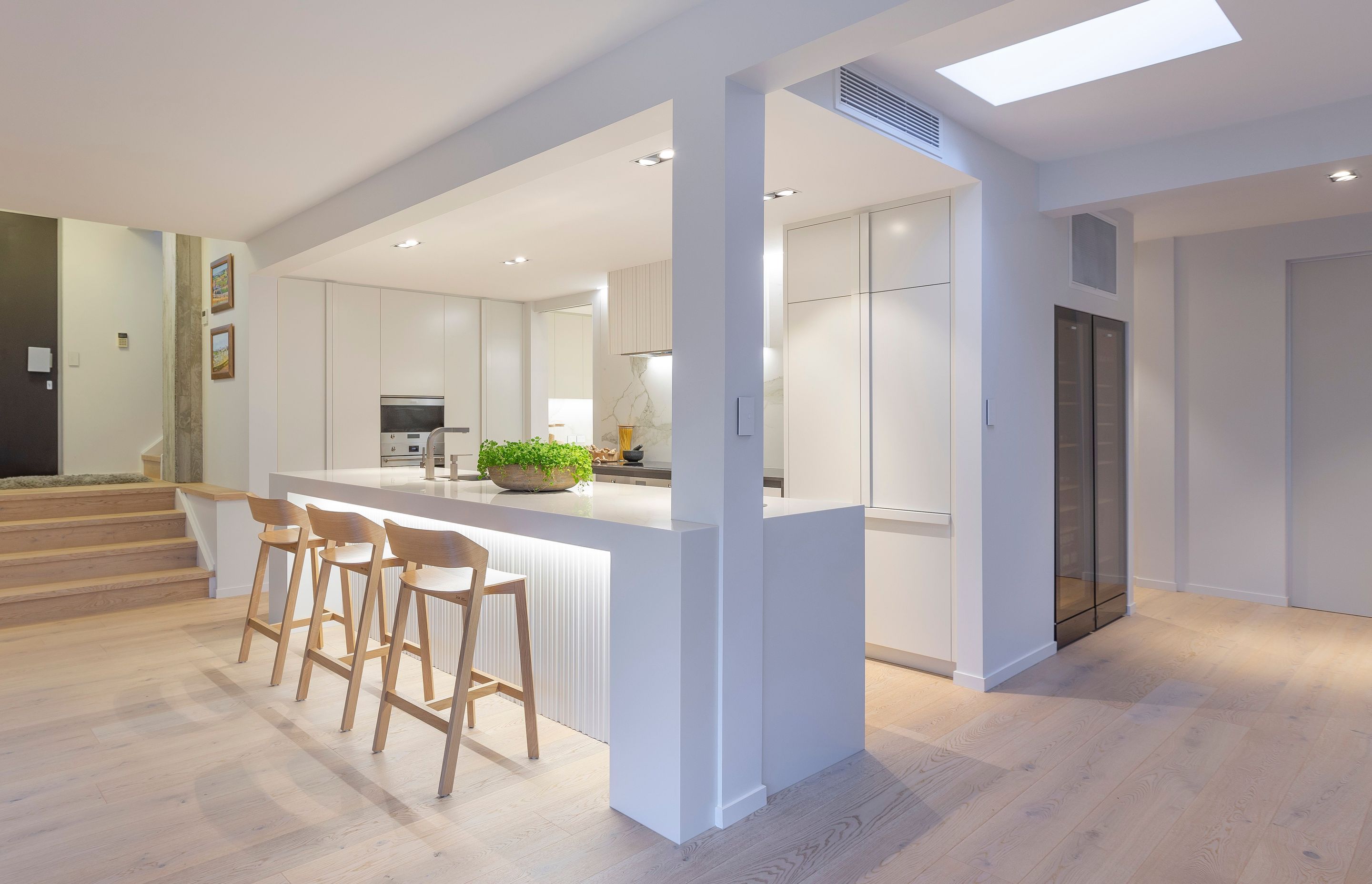 Remuera Kitchen designed by Natalie Du Bois Photo by Kallan Mac Leod