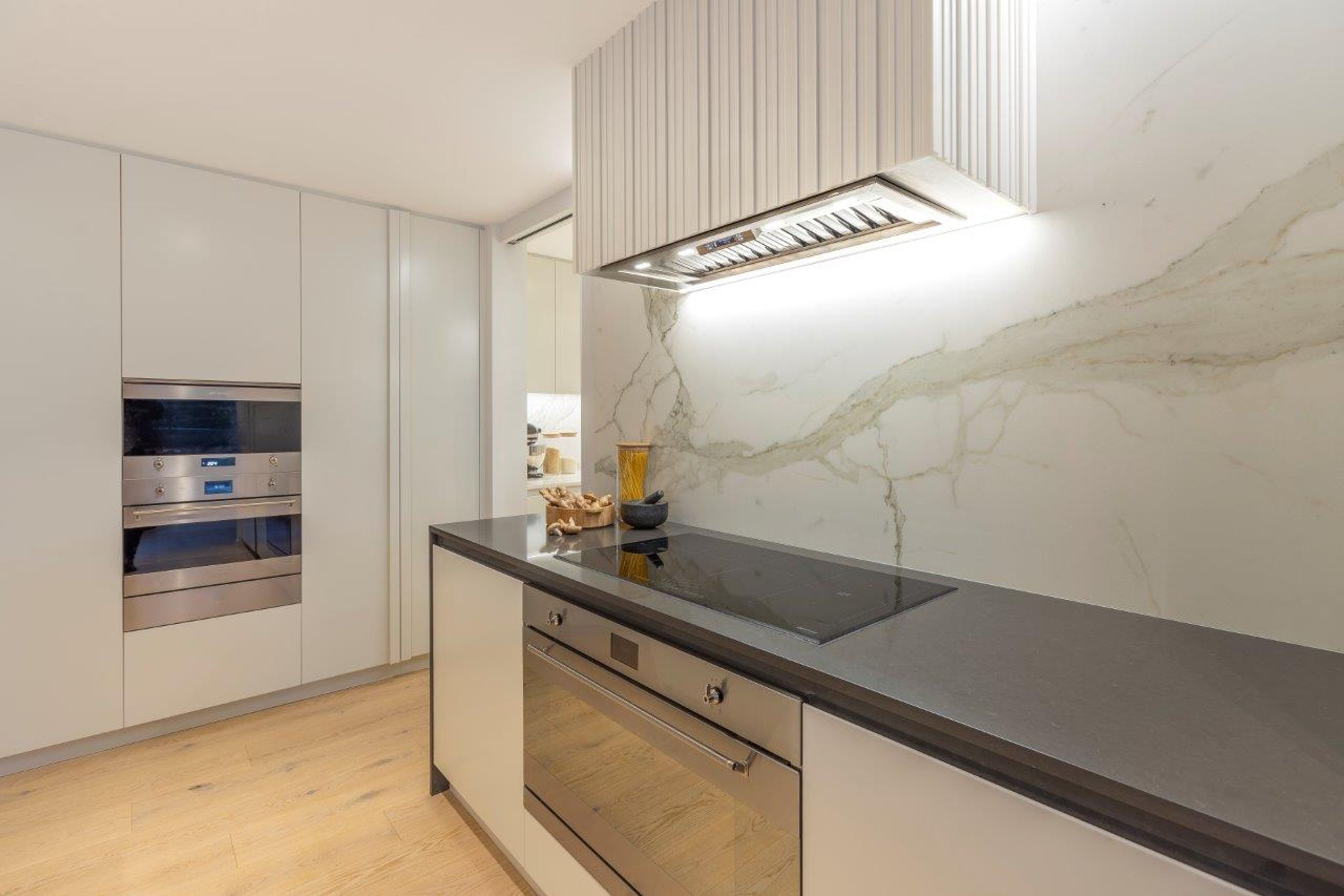 Remuera Kitchen designed by Natalie Du Bois - Photo by Kallan Mac Leod 