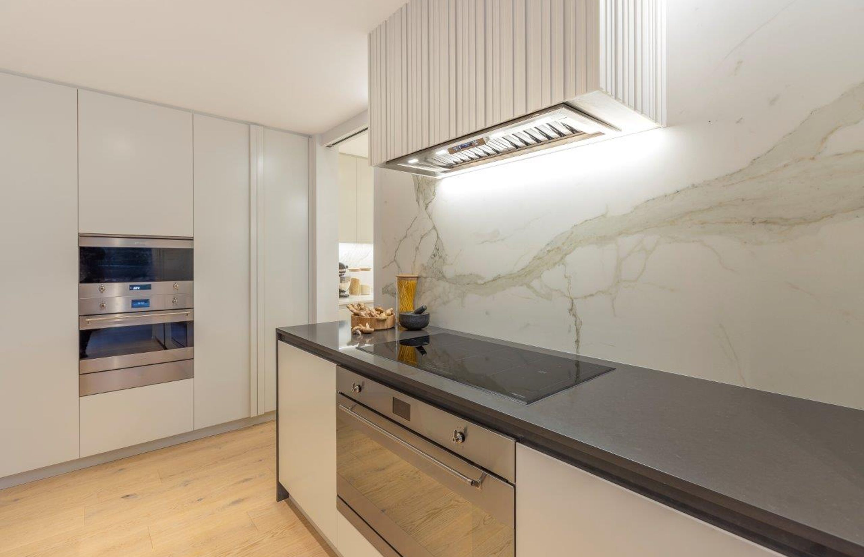 Remuera Kitchen designed by Natalie Du Bois - Photo by Kallan Mac Leod