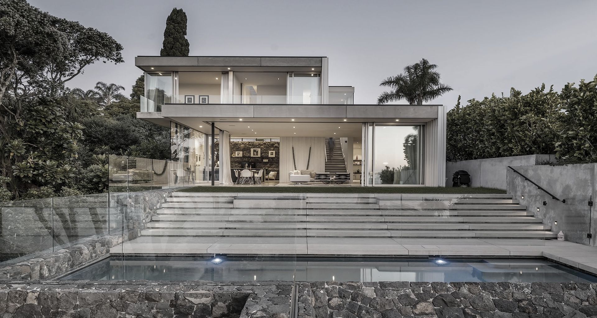 Sea Wall House banner