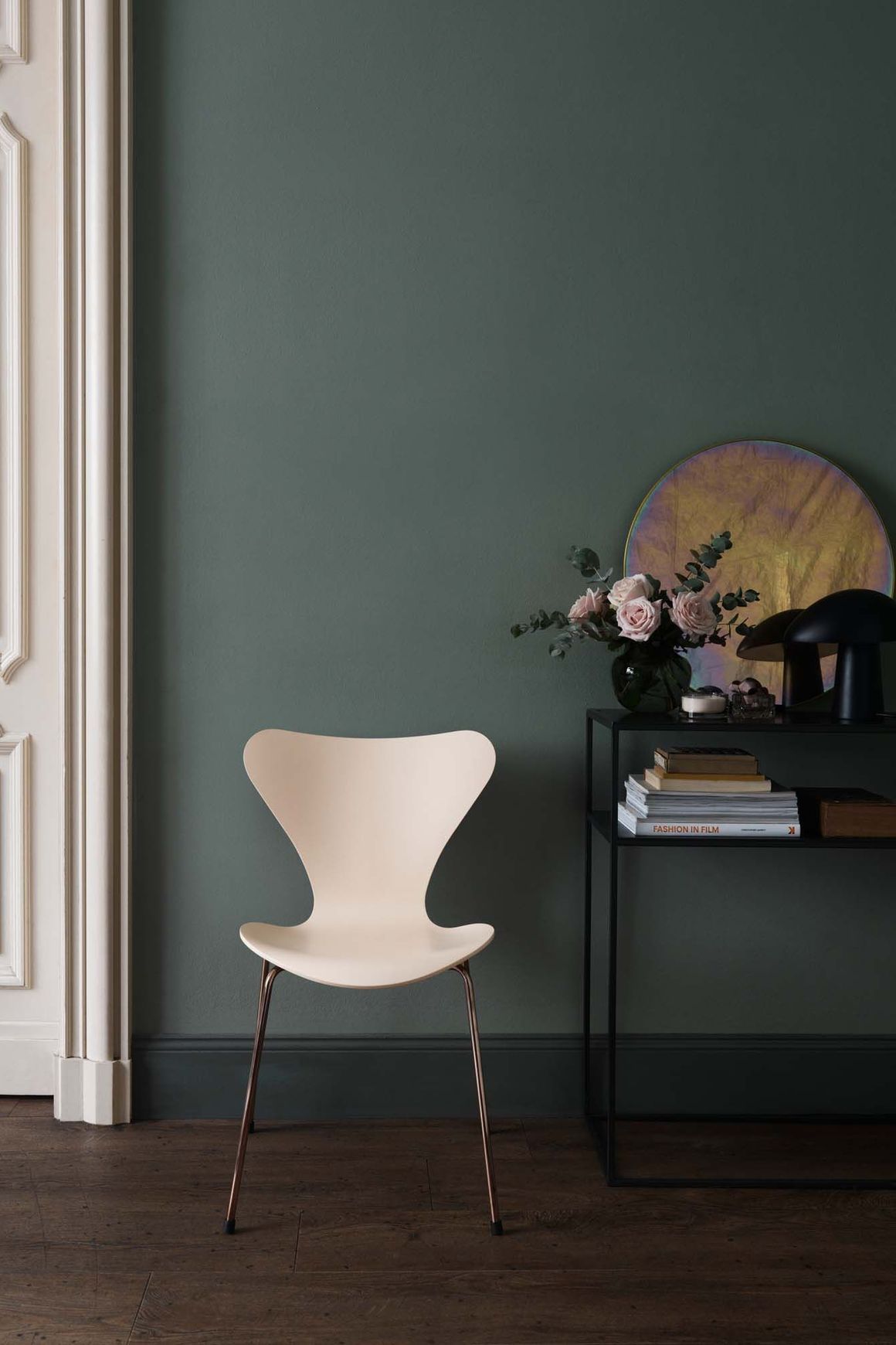 Series 7 Chair by Fritz Hansen