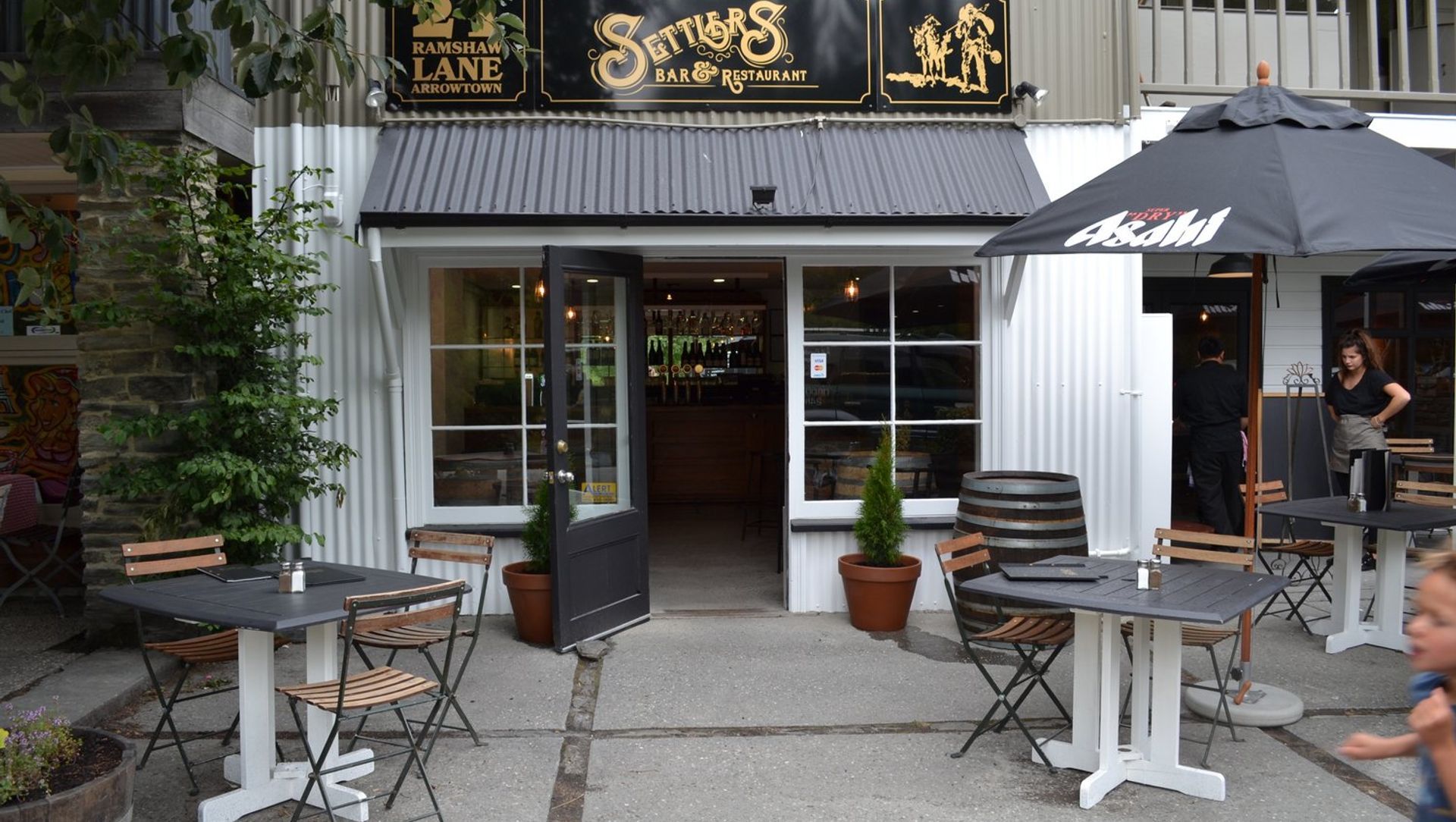 Settlers Restaurant banner