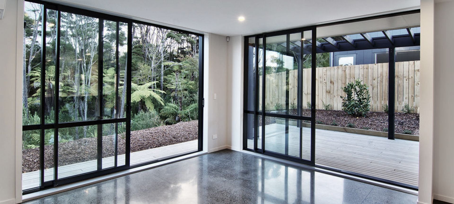 Shah Place, Glen Eden banner