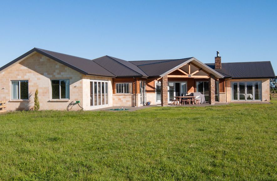Sharpes Road Home