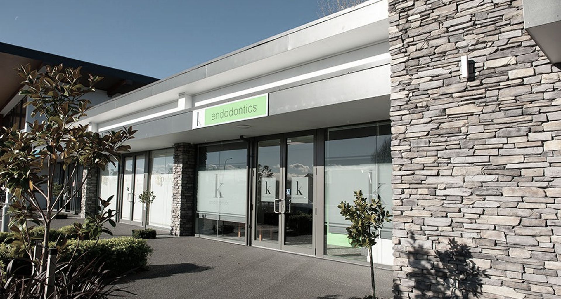 Silverstream Endodontics banner