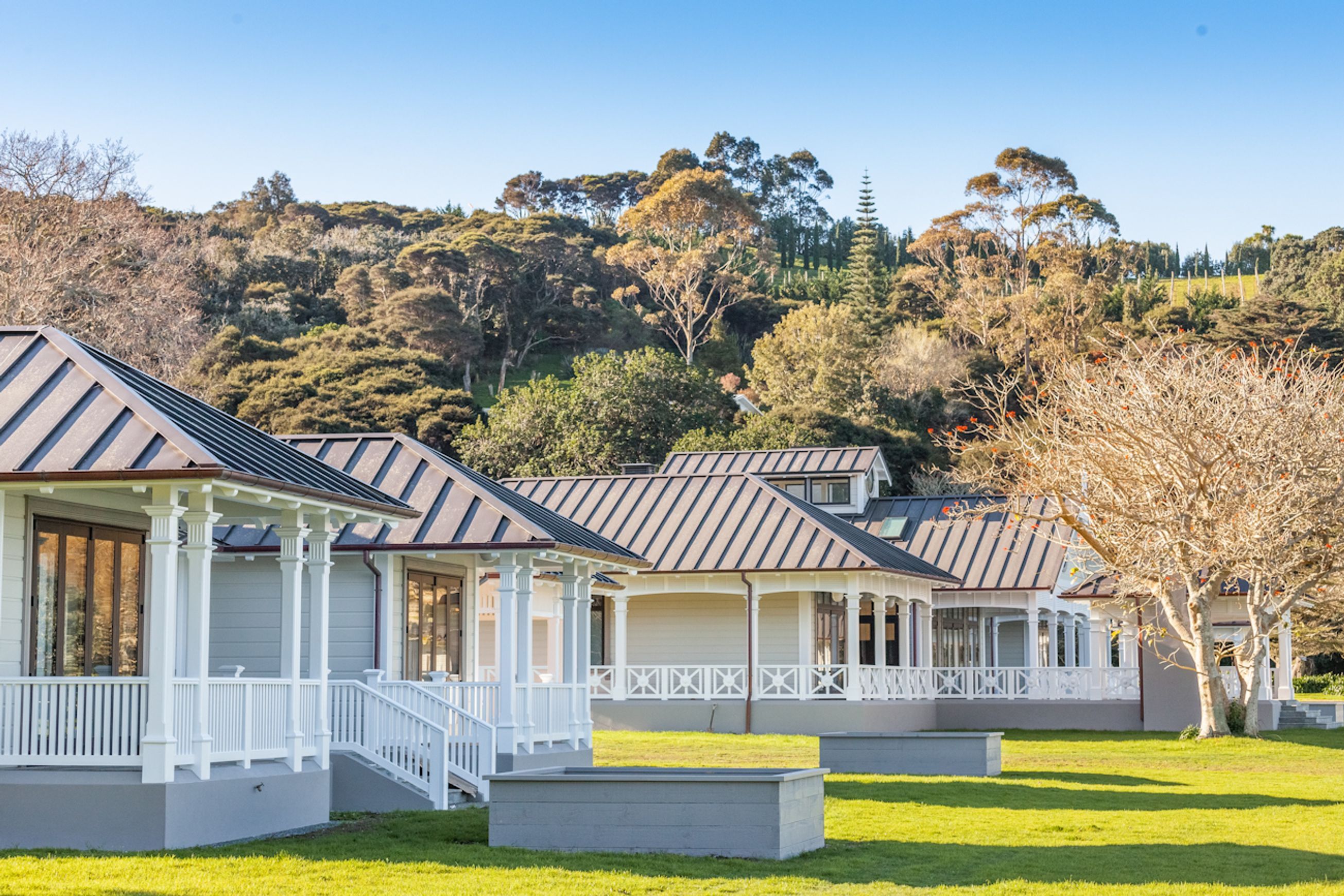 Smart Tray Standing Seam Roofing
