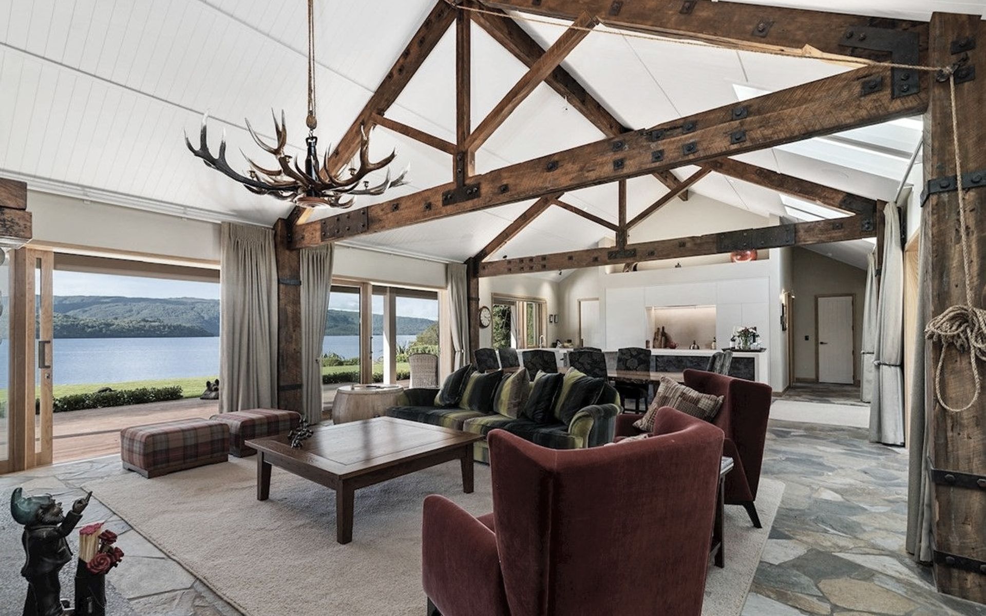 Hero Banner for Steiners Interiors