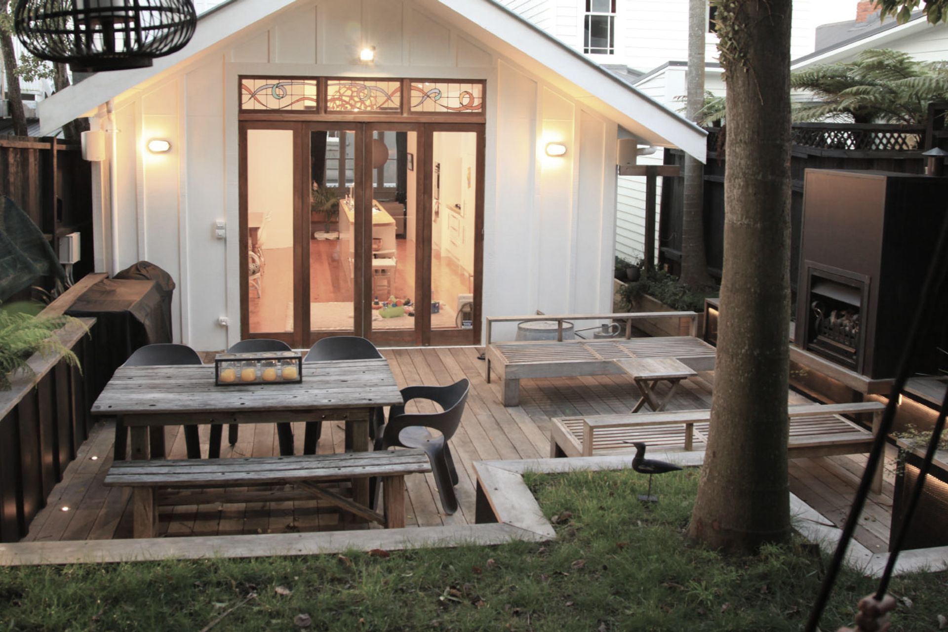 Hero Banner for Straightline Builders