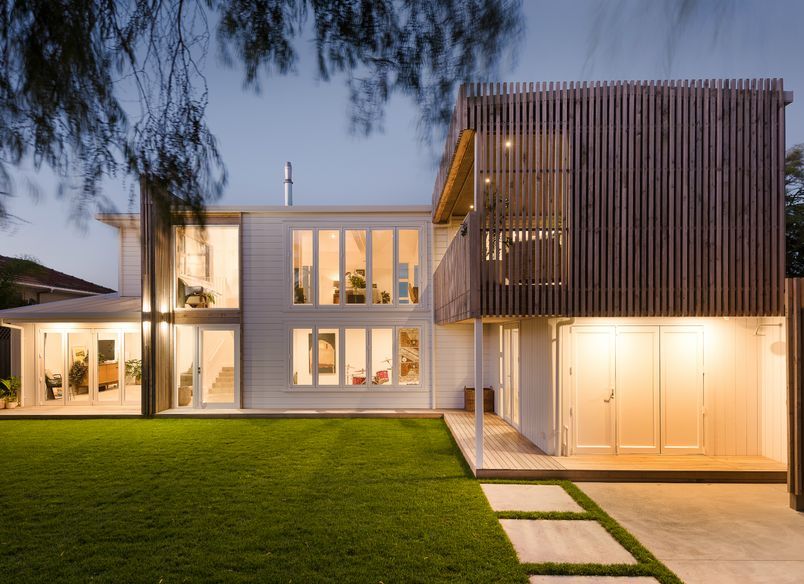 Sunday House
