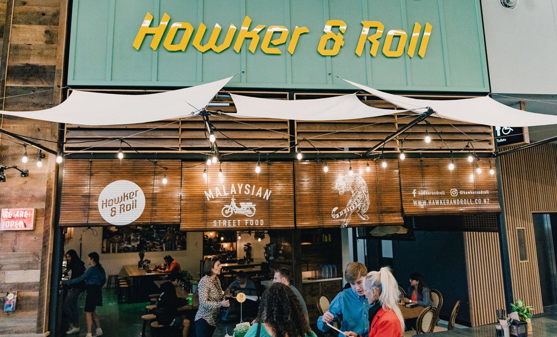 Hawker & Roll