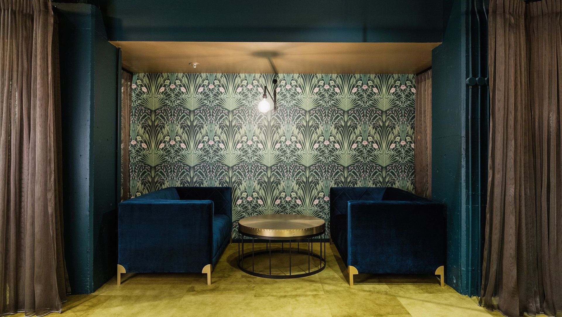 TSB TR Lounge banner