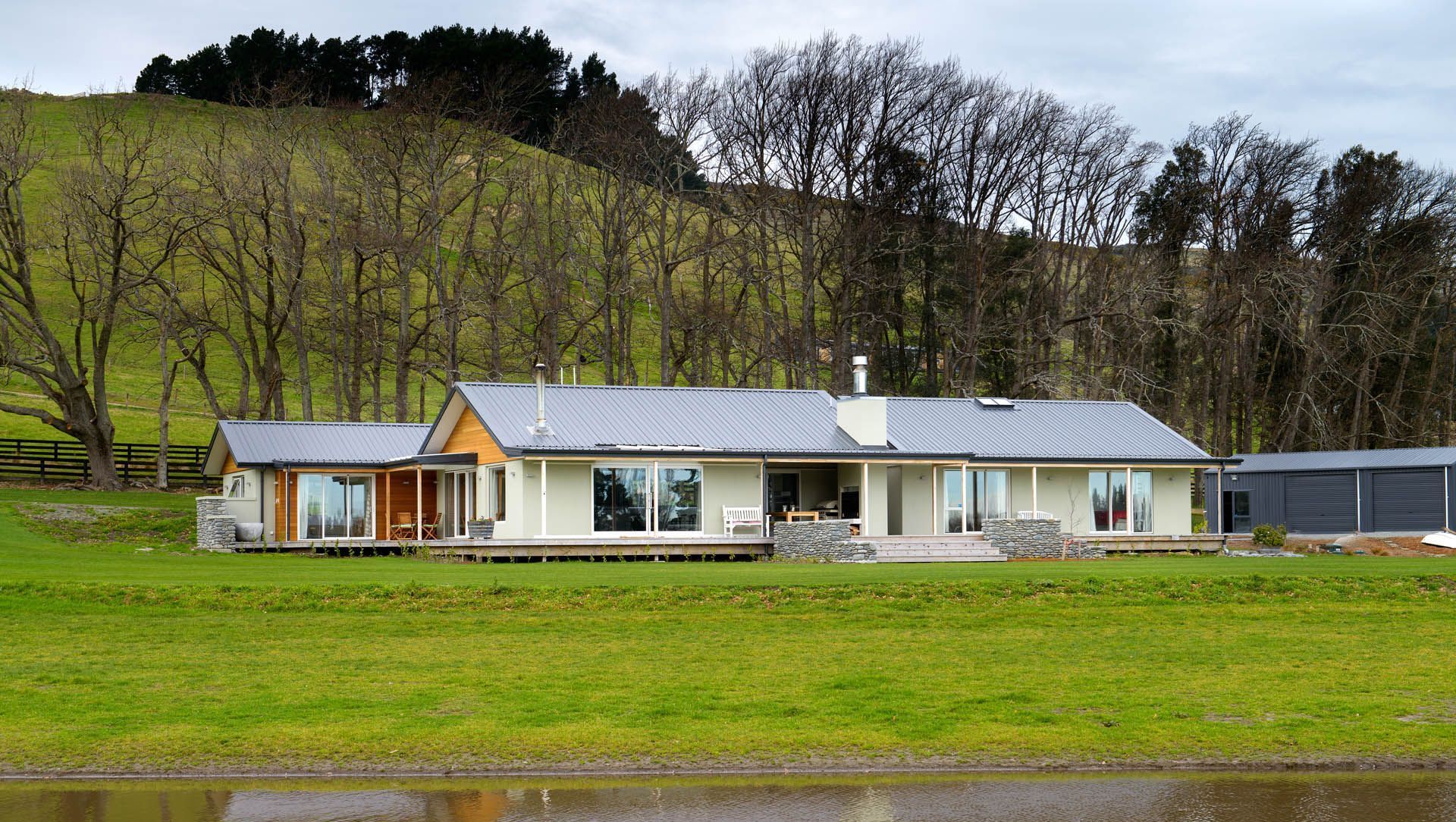 Tai Tapu, Sprawling Country Hideaway banner
