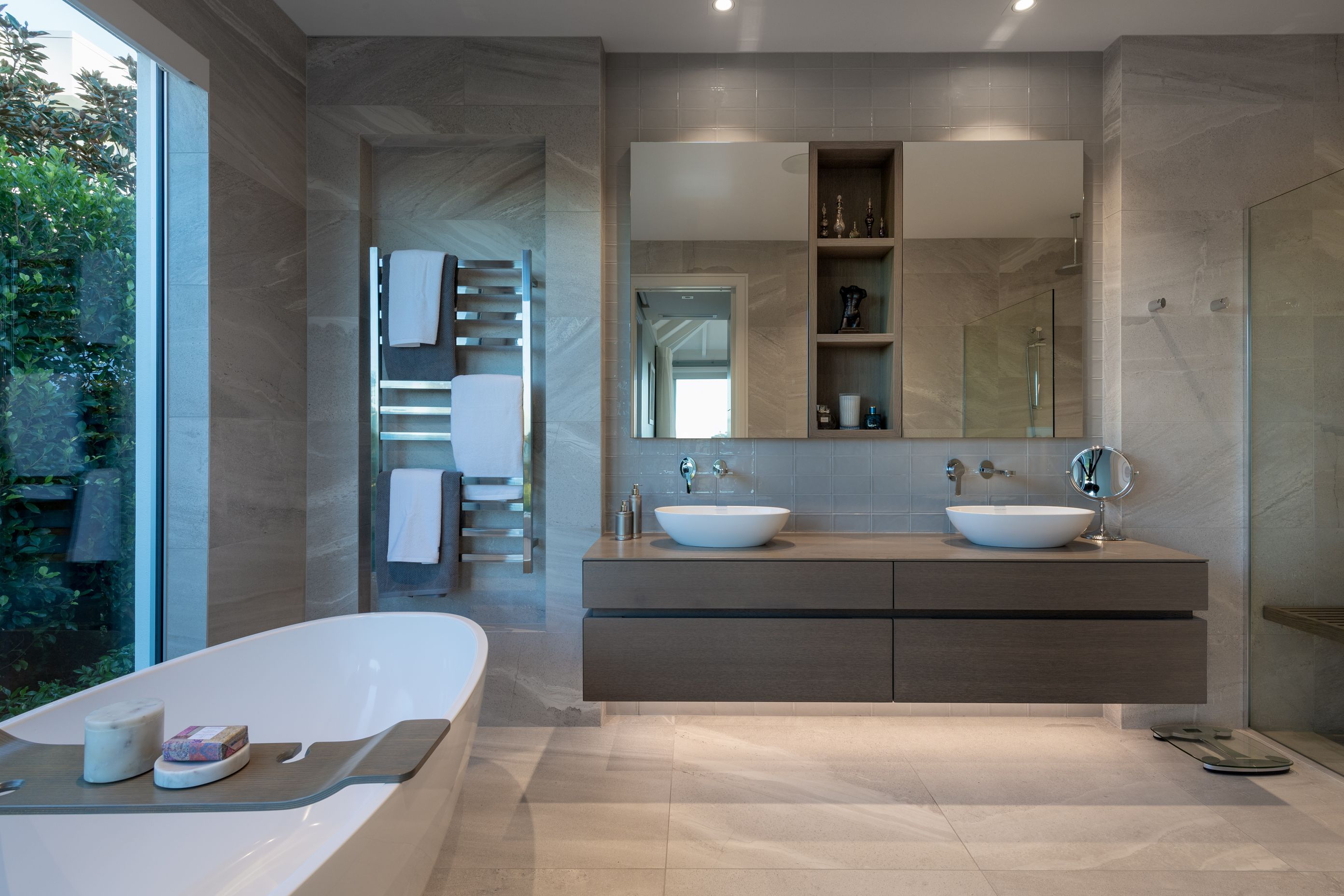 Ensuite