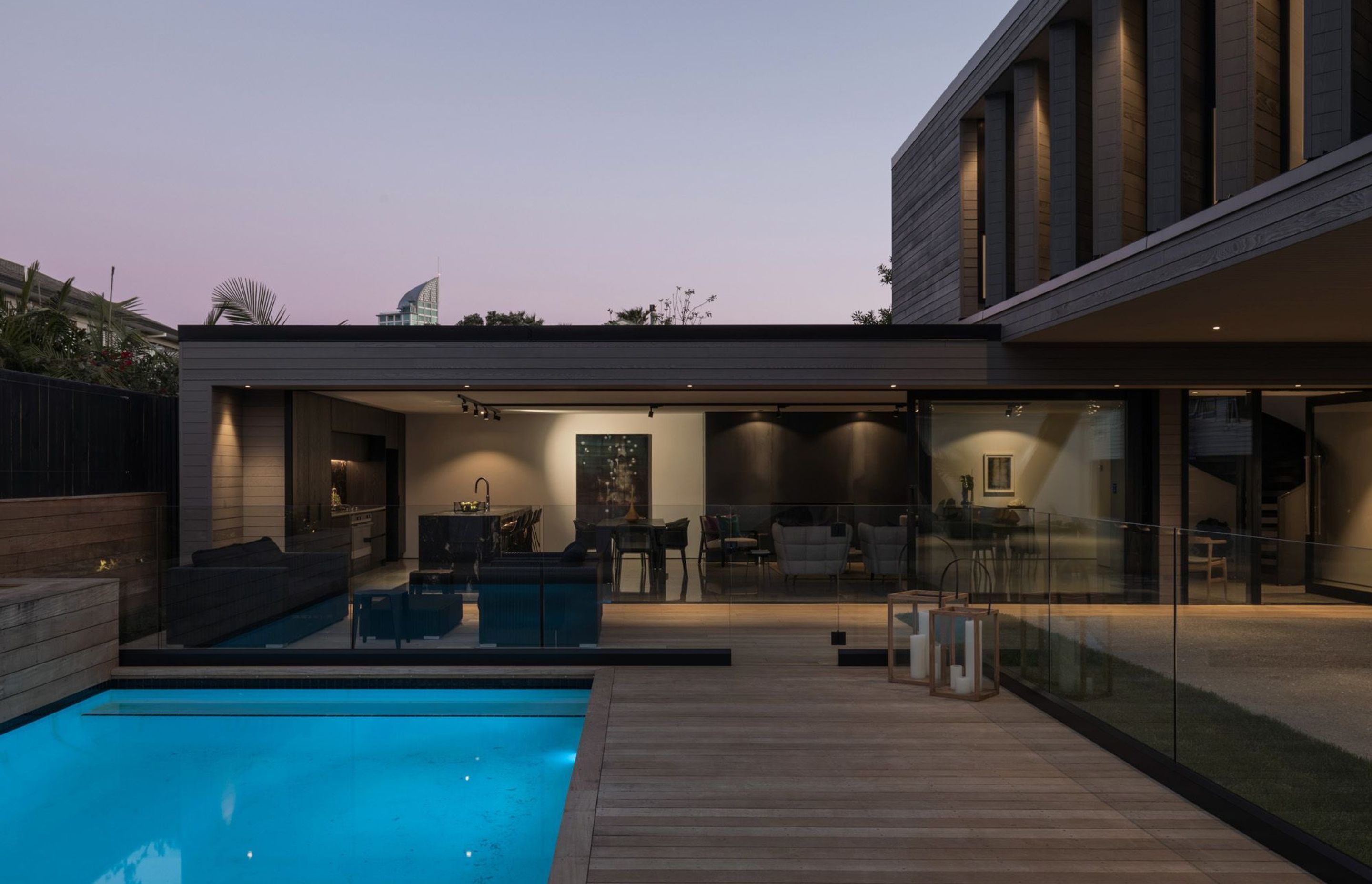 It's become a cliche but 'indoor-outdoor flow' is about as good as it gets in this cedar-clad home.