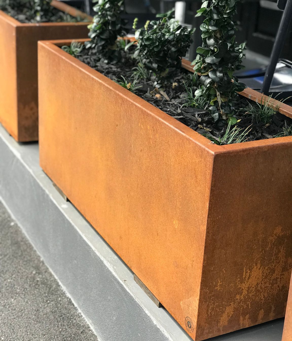 Acting as a dual purpose divider, and design feature. Easy, functional, fast.