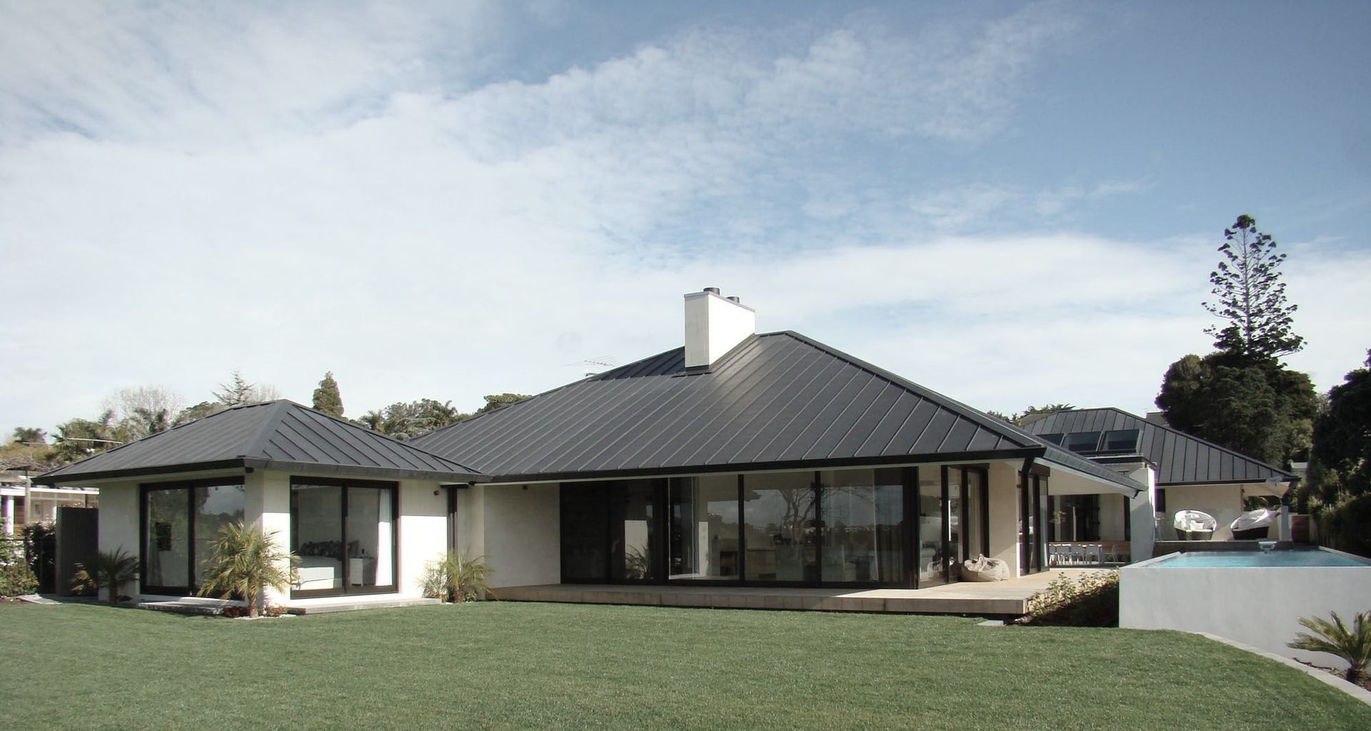 Takapuna Lake View Home banner