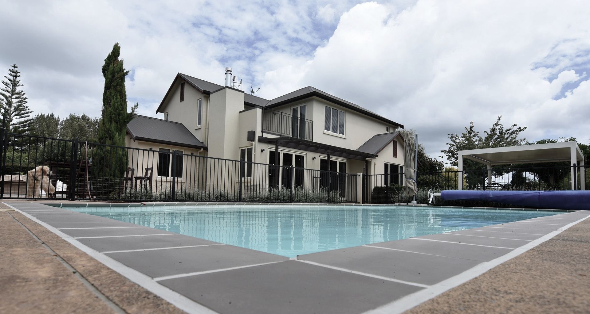 Luxury & Lifestyle - Tamahere banner