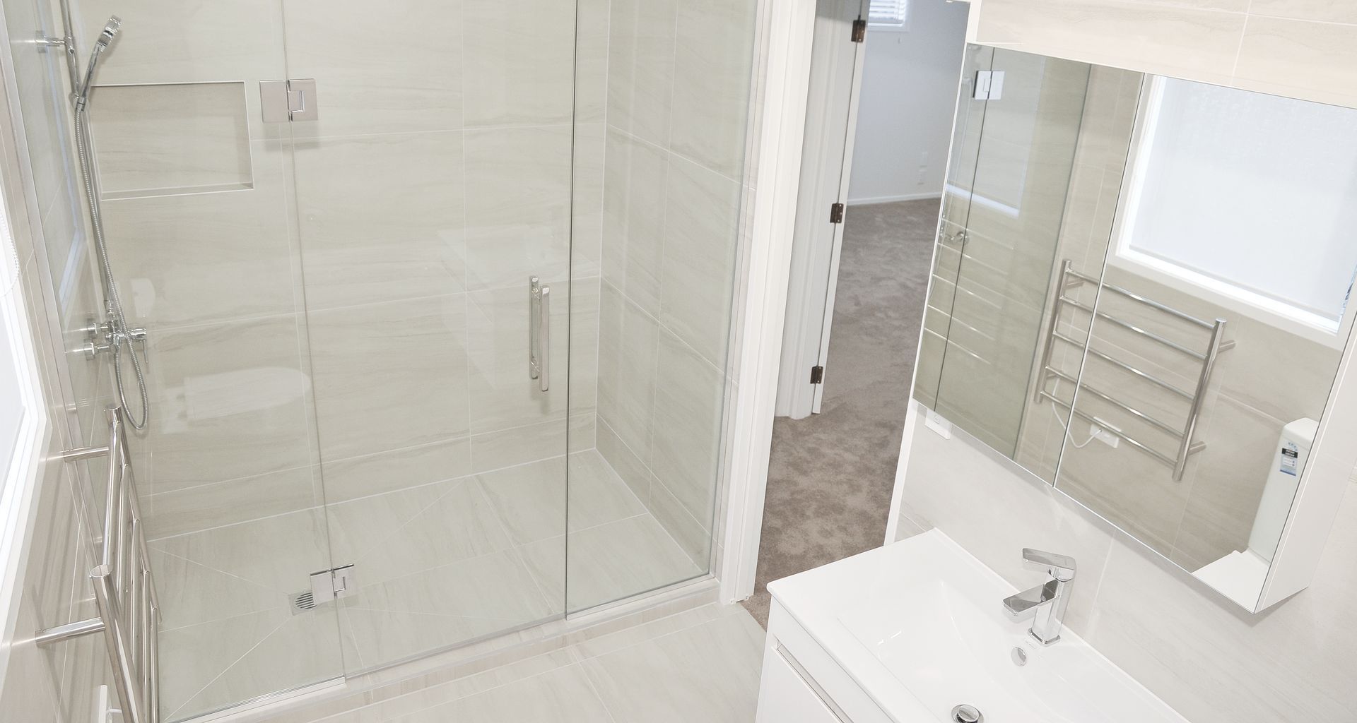 Target Road, Auckland Bathroom Renovation banner