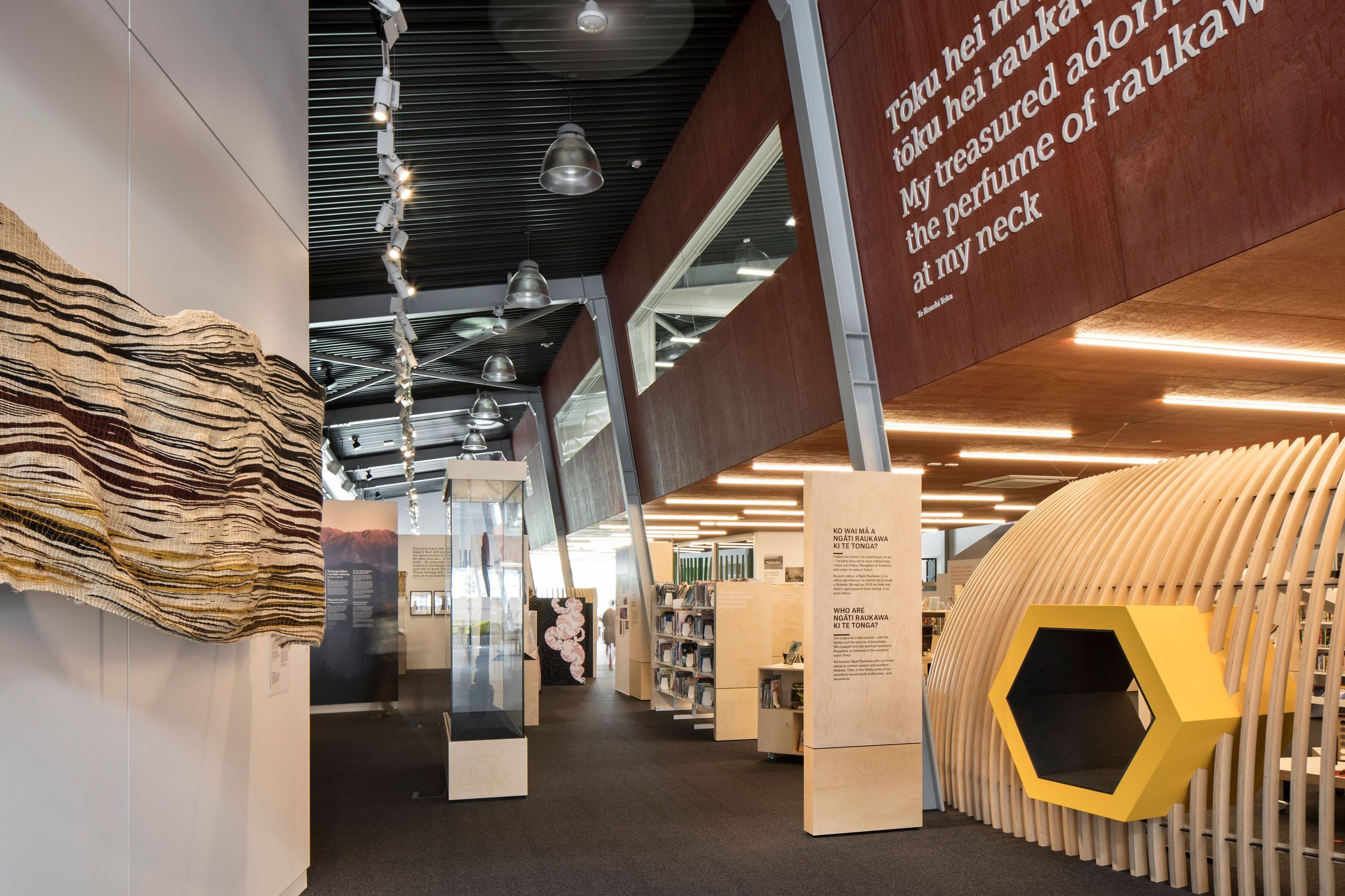 Iwi Gallery 