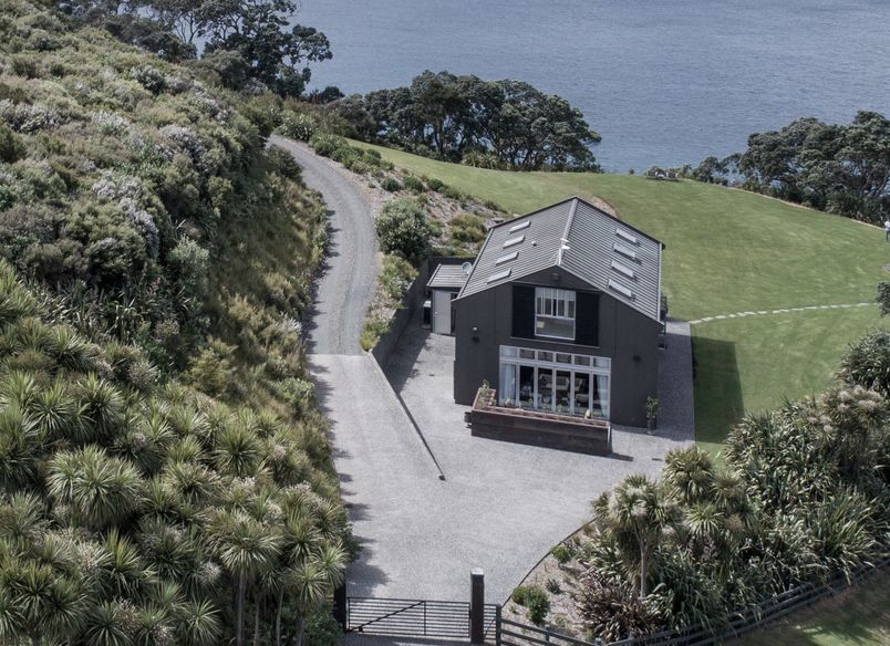 Te Whara, Kauri Mountain Renovation