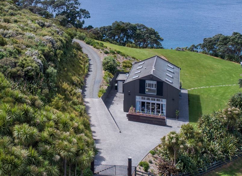 Te Whara, Kauri Mountain Renovation
