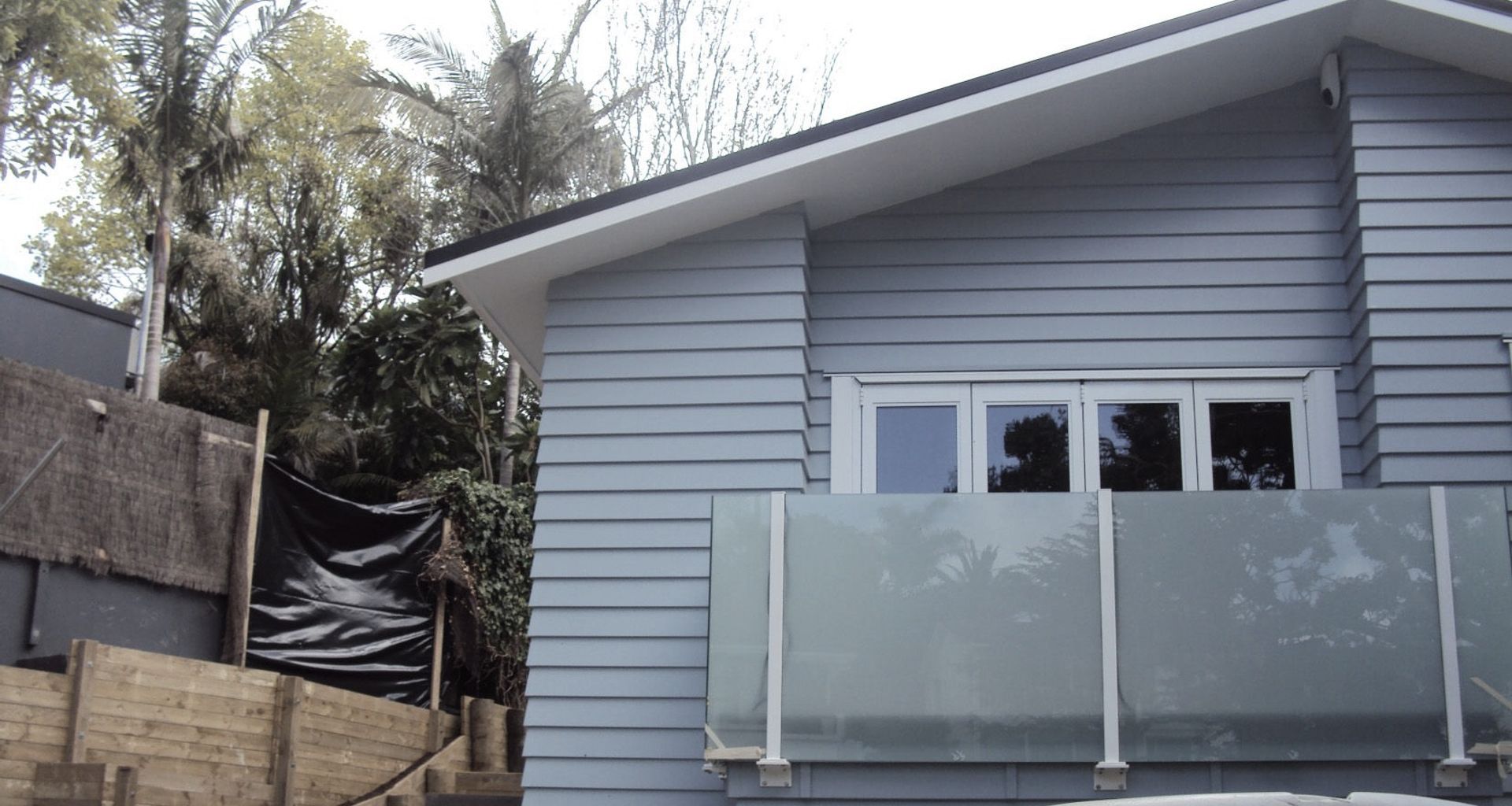 The Glen, Remuera banner