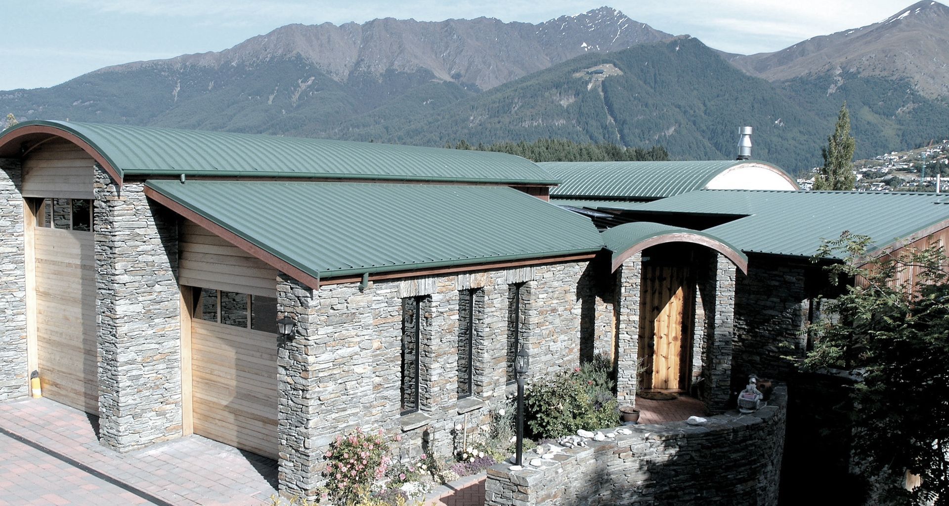 The Goodalls Curved Roof Project banner