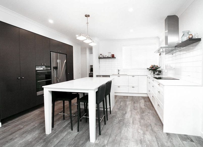 The Lakes Kitchen