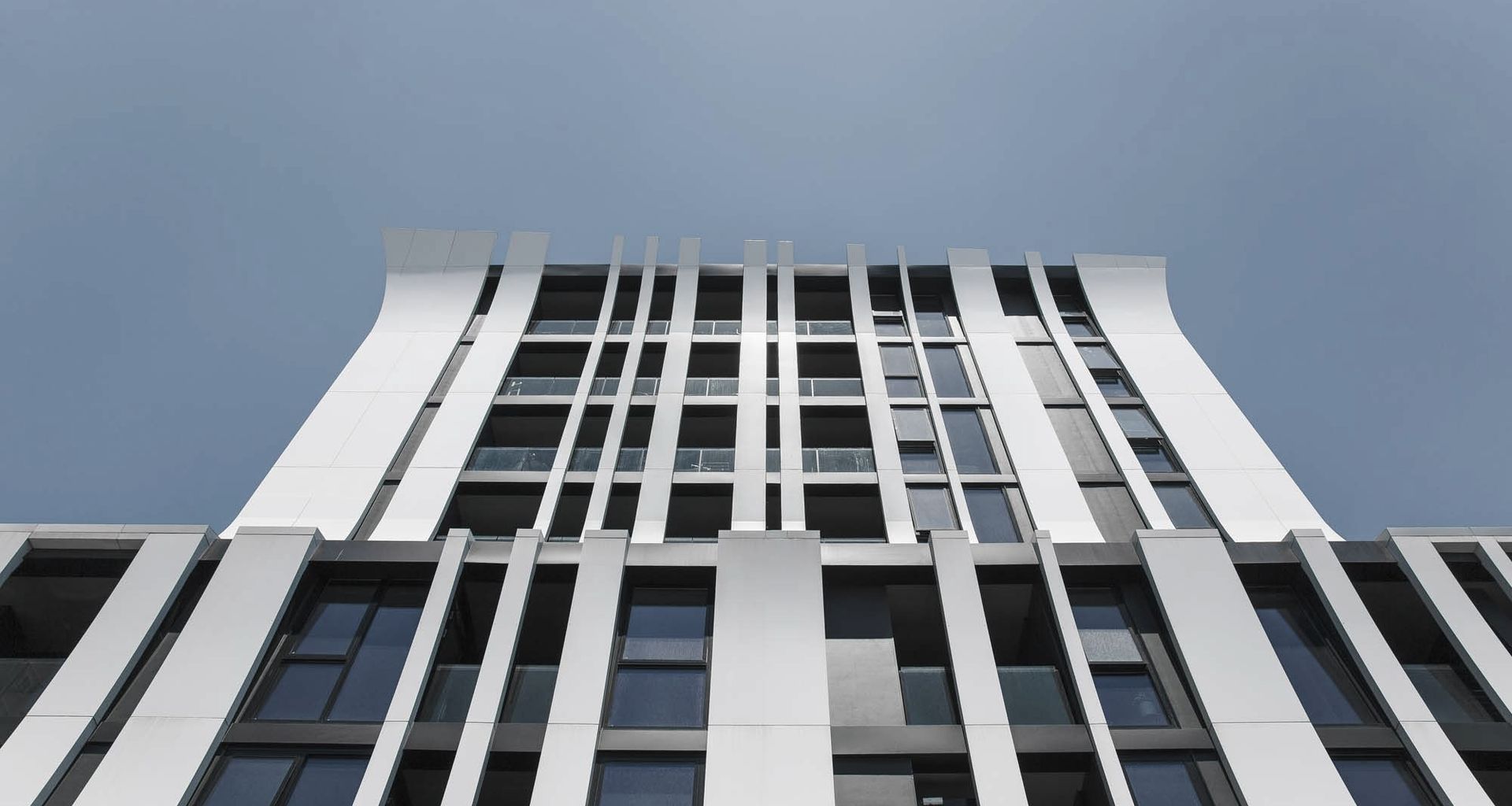 The Lantern Apartments banner
