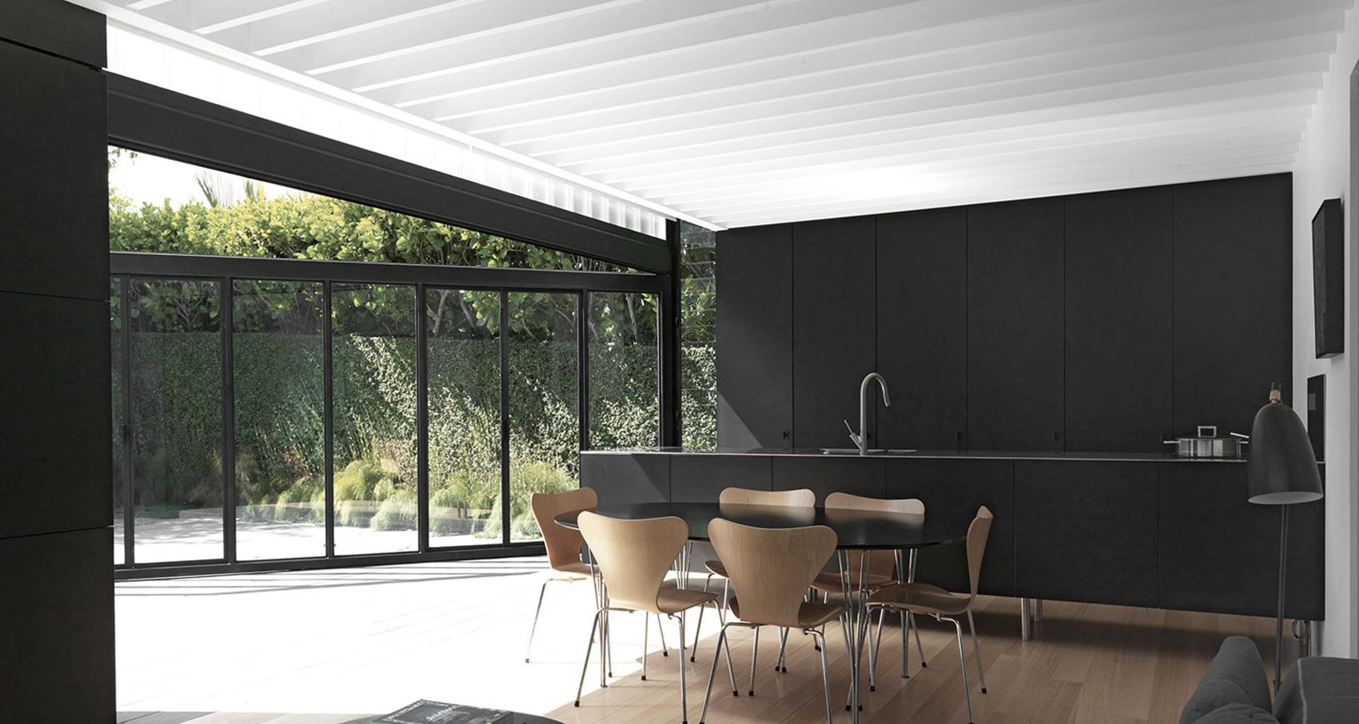 The Lightbox: a villa transformed banner