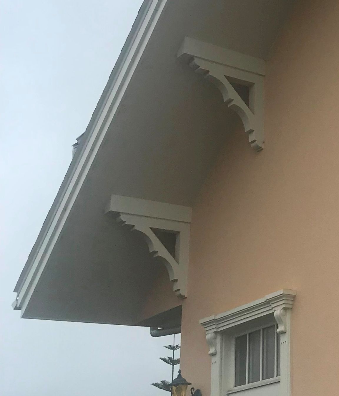 Gable false brackets in situ