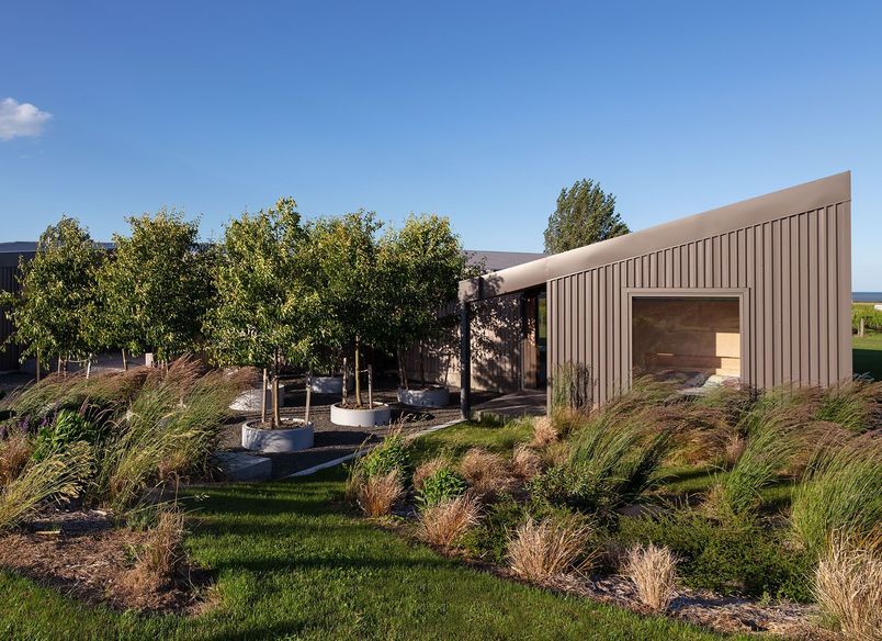 Folded Form: Robertson House