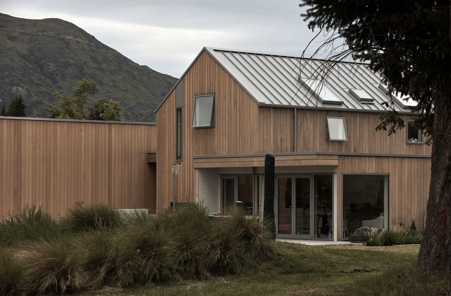 Threepwood SIPs House