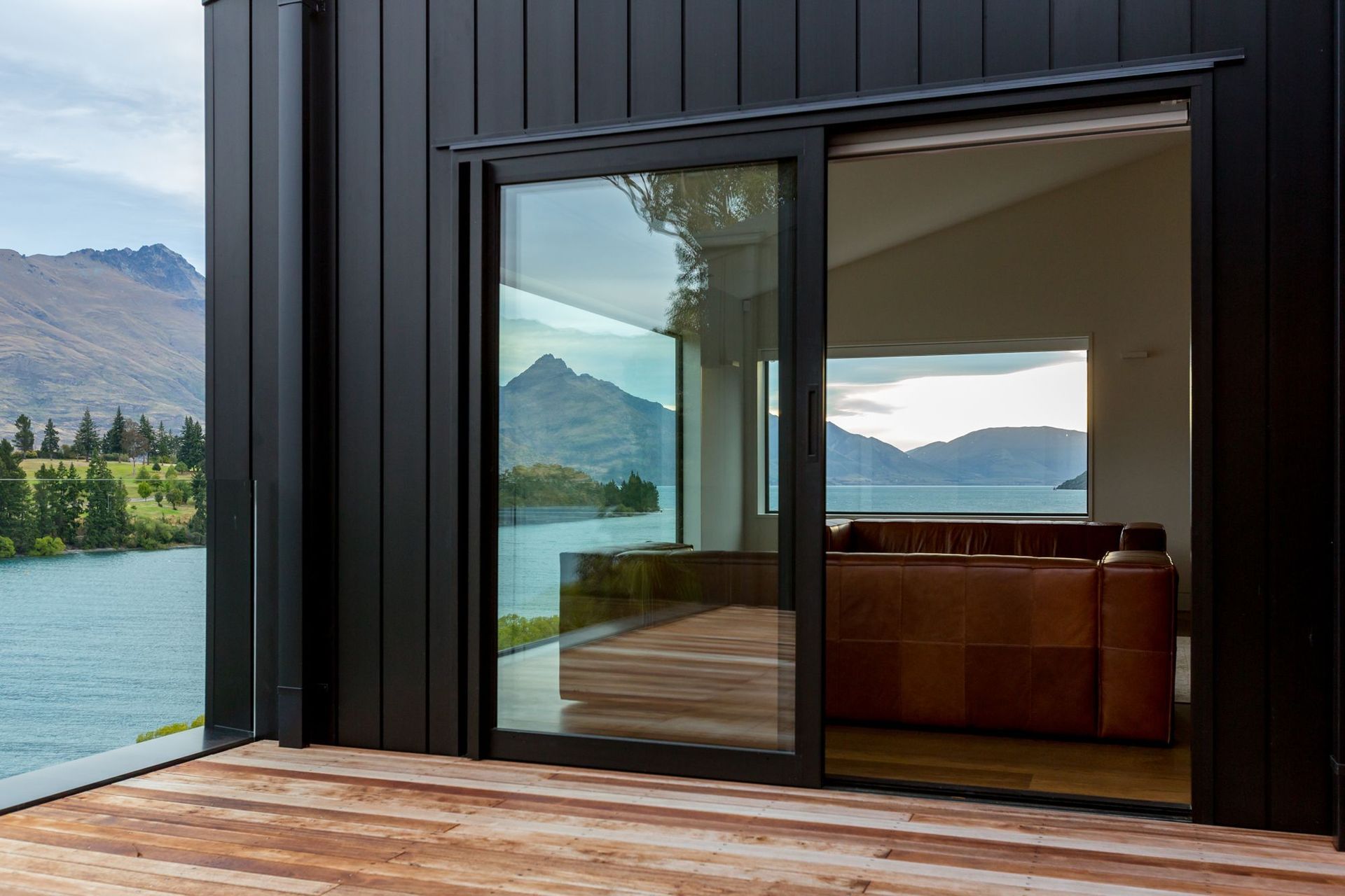 Indoor outdoor flow was an important consideration in maximising the amenity of the home, given the steep nature of the slope and limited outdoor areas outside of the building platform.